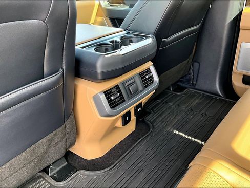 Used 2021 Ford F150 Lariat w/ Equipment Group 502A High image 11