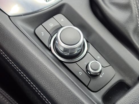 Used 2024 MAZDA MX-5 Miata RF Grand Touring RWD image 22