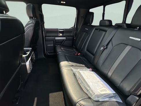 Used 2021 Ford F450 Platinum w/ FX4 Off-Road Package AWD/4WD image 14