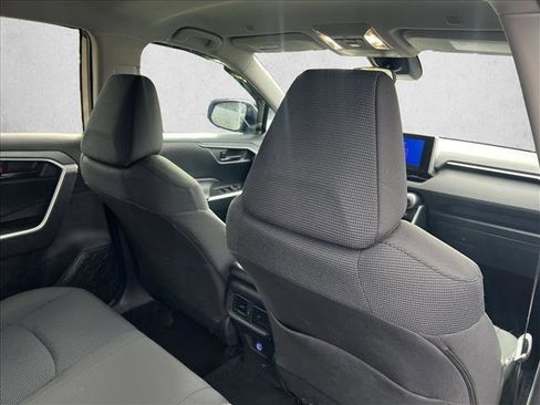 Certified 2025 Toyota RAV4 LE image 22