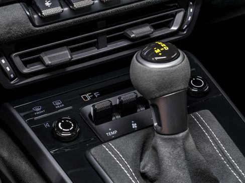 Used 2024 Porsche 911 GT3 image 27