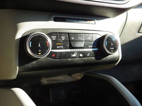 Used 2023 Ford Escape Active image 20