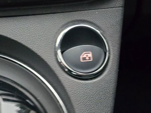 Used 2018 FIAT 500 Lounge image 37