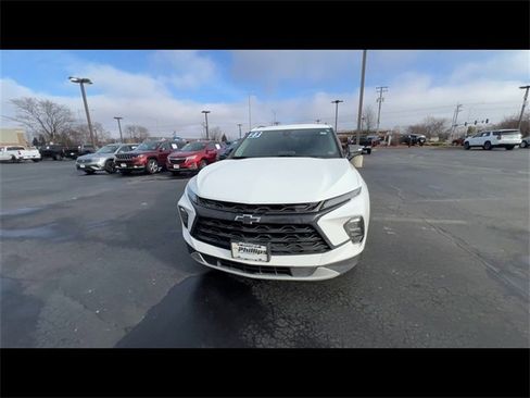 Certified 2023 Chevrolet Blazer LT w/ Midnight/Sport Edition image 3