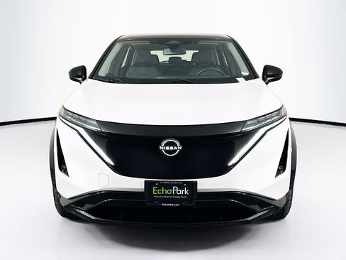 Used 2023 Nissan Ariya FWD image 2