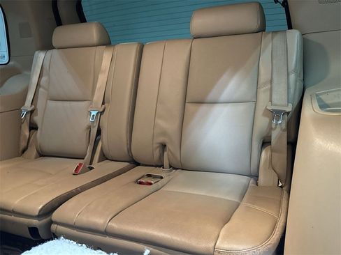 Used 2012 Chevrolet Tahoe LTZ image 39