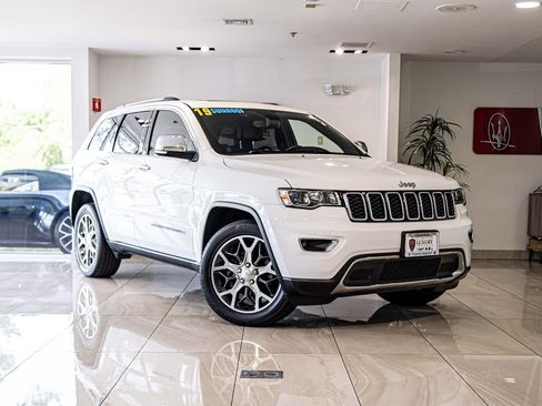 Used 2019 Jeep Grand Cherokee Limited AWD/4WD image 5