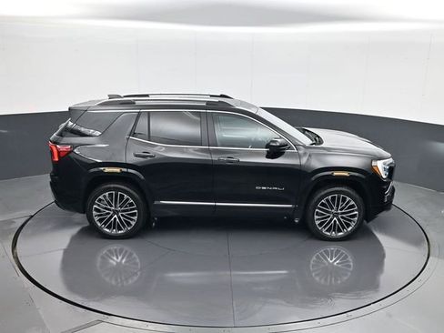 Used 2026 GMC Terrain Denali w/ LPO, Floor Liner Package image 16