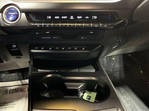 Used 2022 Lexus UX 250h w/ Premium Package AWD/4WD image 26