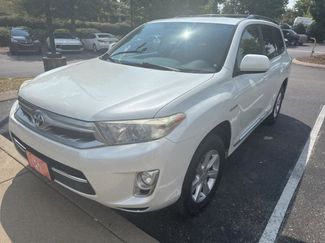 Used 2013 Toyota Highlander 4WD Hybrid image 1