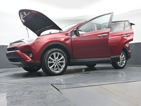 Used 2018 Toyota RAV4 Limited image 48