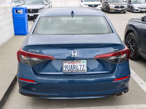 Used 2025 Honda Civic Sport image 13