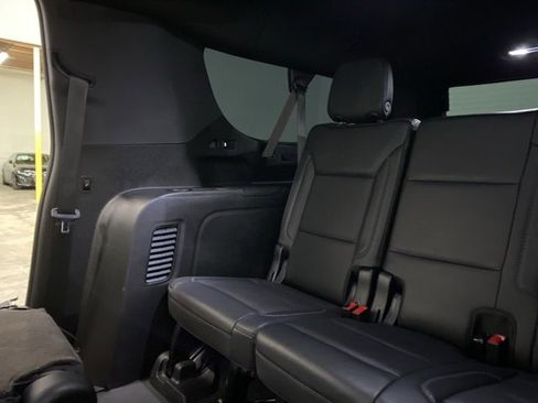 Used 2023 GMC Yukon XL Denali image 75