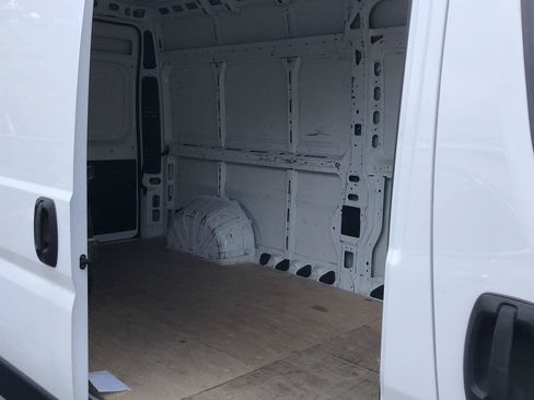Used 2021 RAM ProMaster 2500 FWD image 18