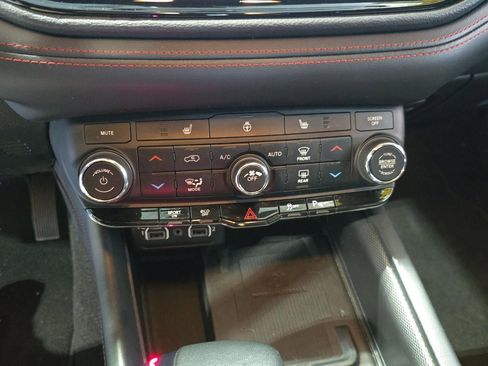Used 2023 Dodge Durango R/T image 14