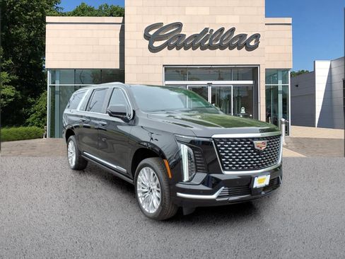 New 2026 Cadillac Escalade ESV Luxury w/ Touring Package AWD/4WD image 7