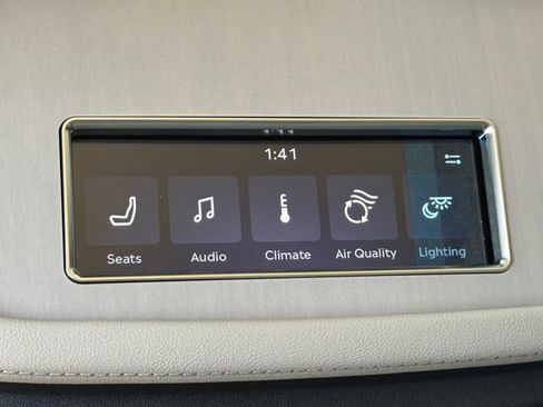 New 2026 Lincoln Navigator Reserve AWD/4WD image 24