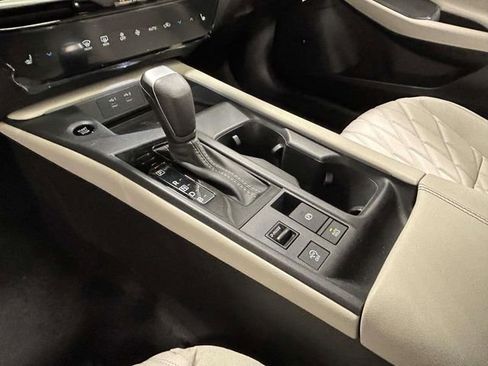 New 2026 Nissan Sentra SL FWD image 17