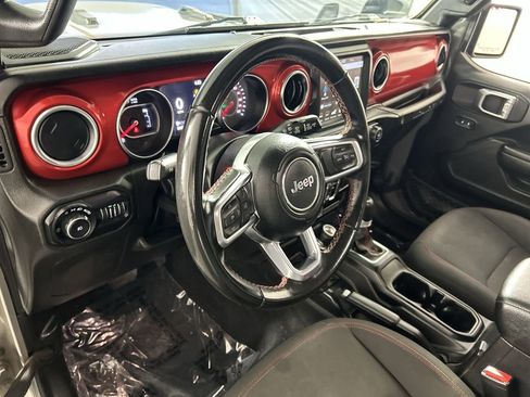 Used 2022 Jeep Wrangler Unlimited Rubicon image 10