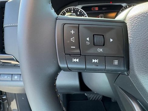 New 2026 Nissan Pathfinder SV image 12