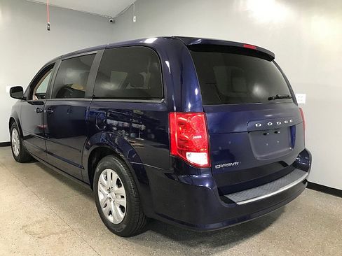 Used 2016 Dodge Grand Caravan SE w/ Quick Order Package 29E SE FWD image 5