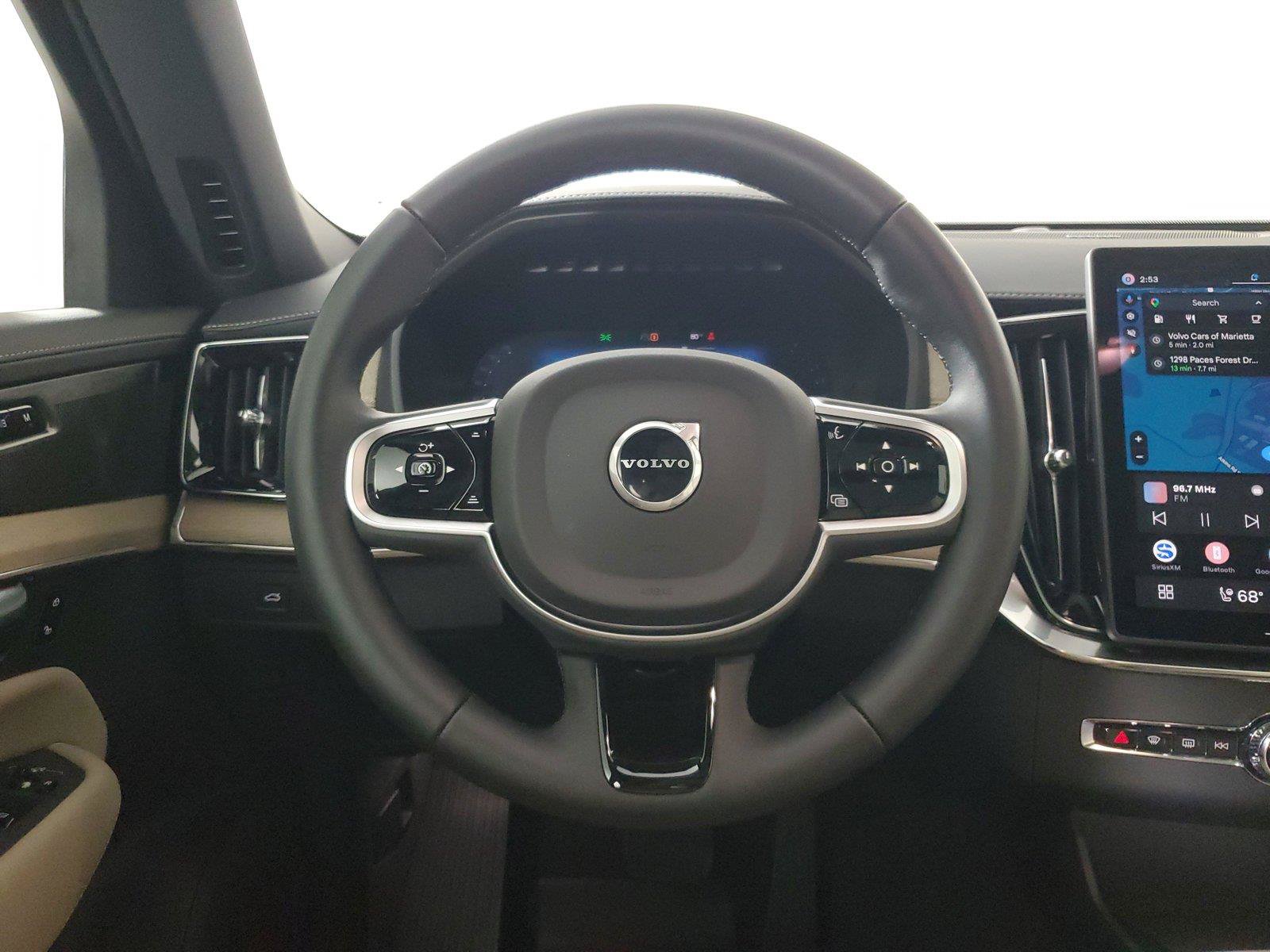 Used 2026 Volvo XC90 B6 Plus w/ Protection Package Premier AWD/4WD image 16