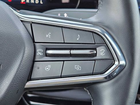 Used 2025 Chevrolet Equinox LT w/ Convenience Package II FWD image 22