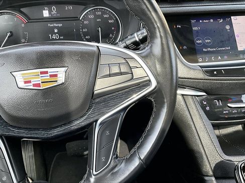 Used 2024 Cadillac XT5 Premium Luxury image 14