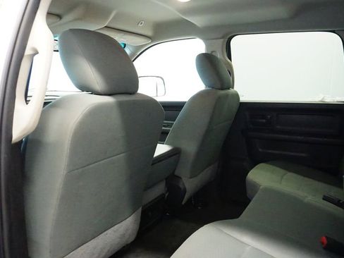 Used 2018 RAM 3500 Tradesman w/ Chrome Appearance Group image 19