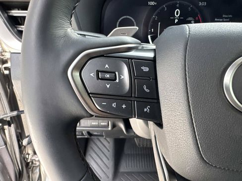 Used 2025 Lexus GX 550 w/ Accessory Package (CT) AWD/4WD image 32