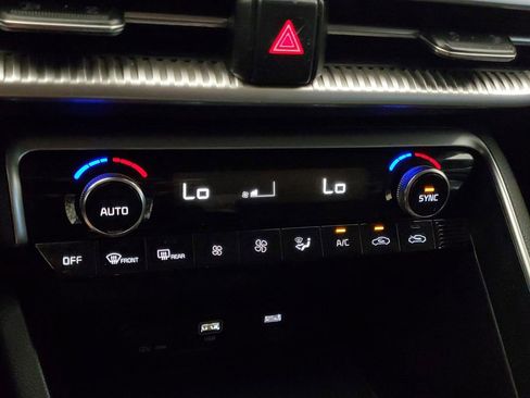 Used 2021 Kia K5 LXS FWD image 22