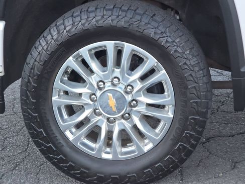 Used 2021 Chevrolet Silverado 3500 High Country w/ Z71 Off-Road Package image 25