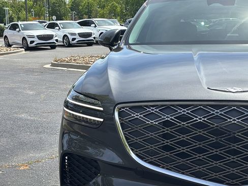 Certified 2026 Genesis GV70 2.5T AWD/4WD image 10