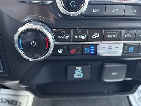 Used 2024 Ford F350 Lariat w/ Camper Package image 28