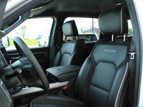 New 2026 RAM 1500 Laramie AWD/4WD image 10