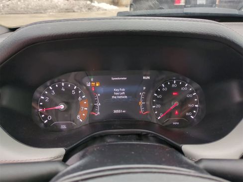 Certified 2024 Jeep Compass Limited image 32