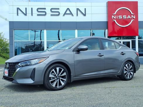 Used 2024 Nissan Sentra SV w/ SV Premium Package FWD image 1