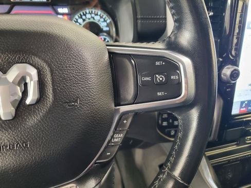 Used 2022 RAM 1500 Laramie AWD/4WD image 23