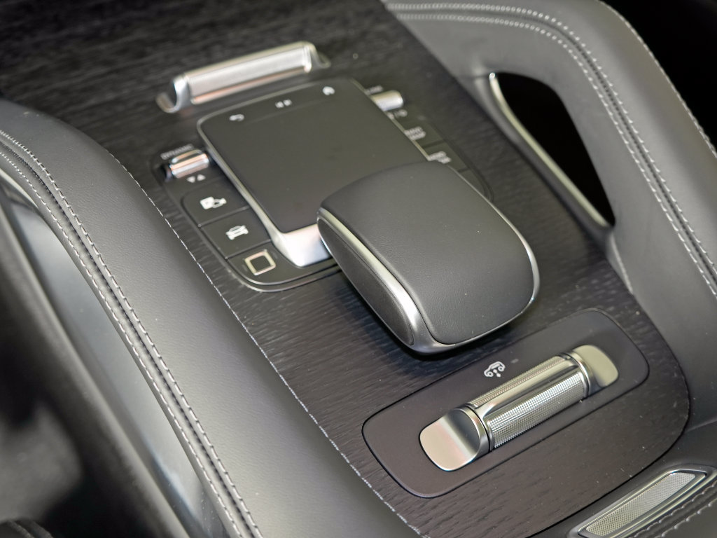Certified 2026 Mercedes-Benz GLE 53 AMG 4MATIC Coupe image 23