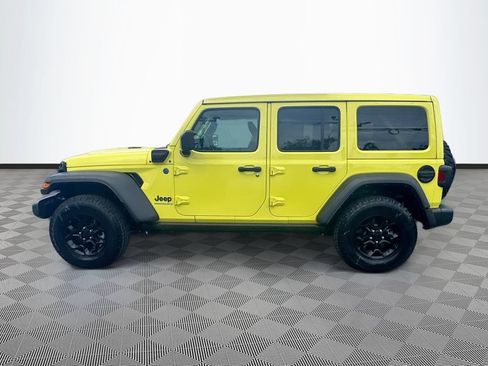 Used 2023 Jeep Wrangler Unlimited w/ Sun & Screen Package AWD/4WD image 9