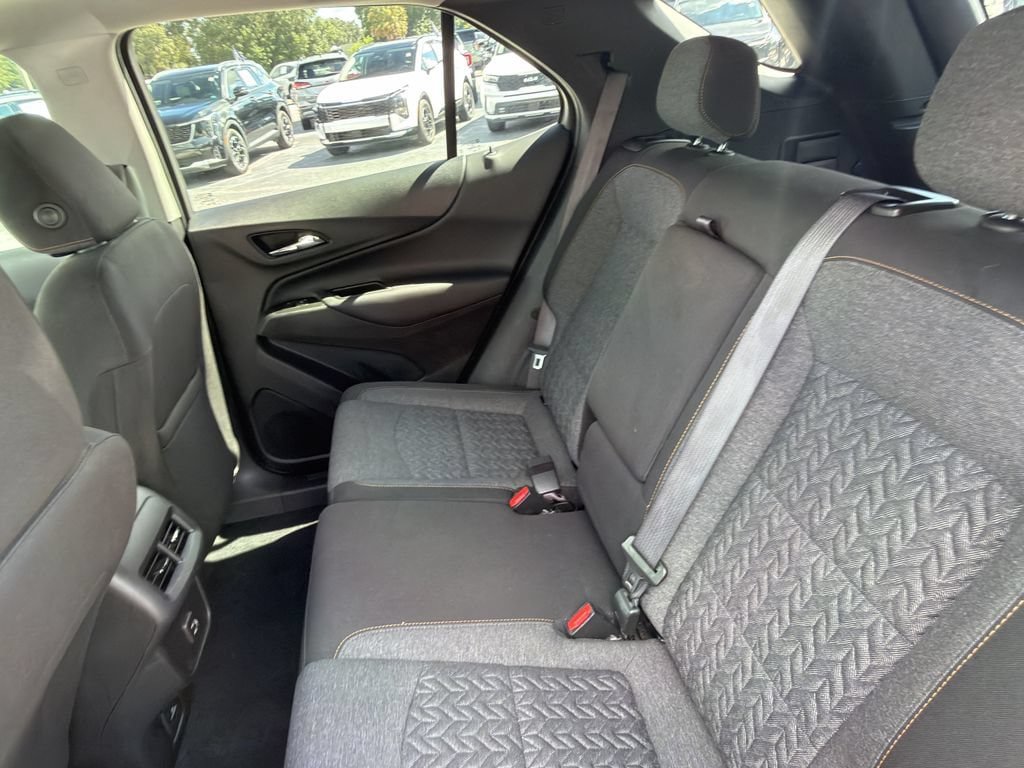 Used 2023 Chevrolet Equinox LT FWD image 19