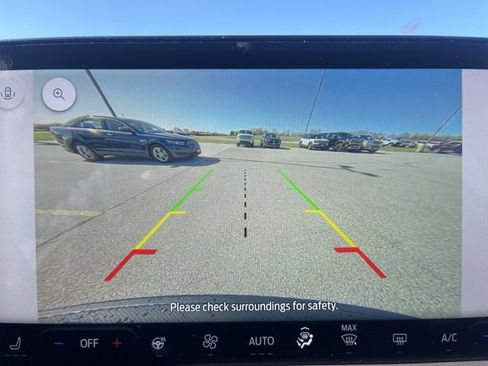 New 2024 Ford Escape SE image 39