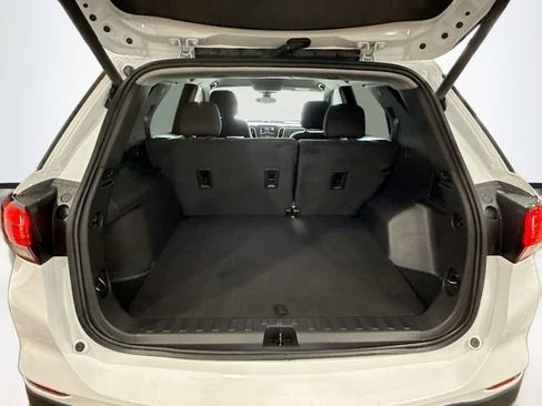 Used 2023 Chevrolet Equinox LT image 26
