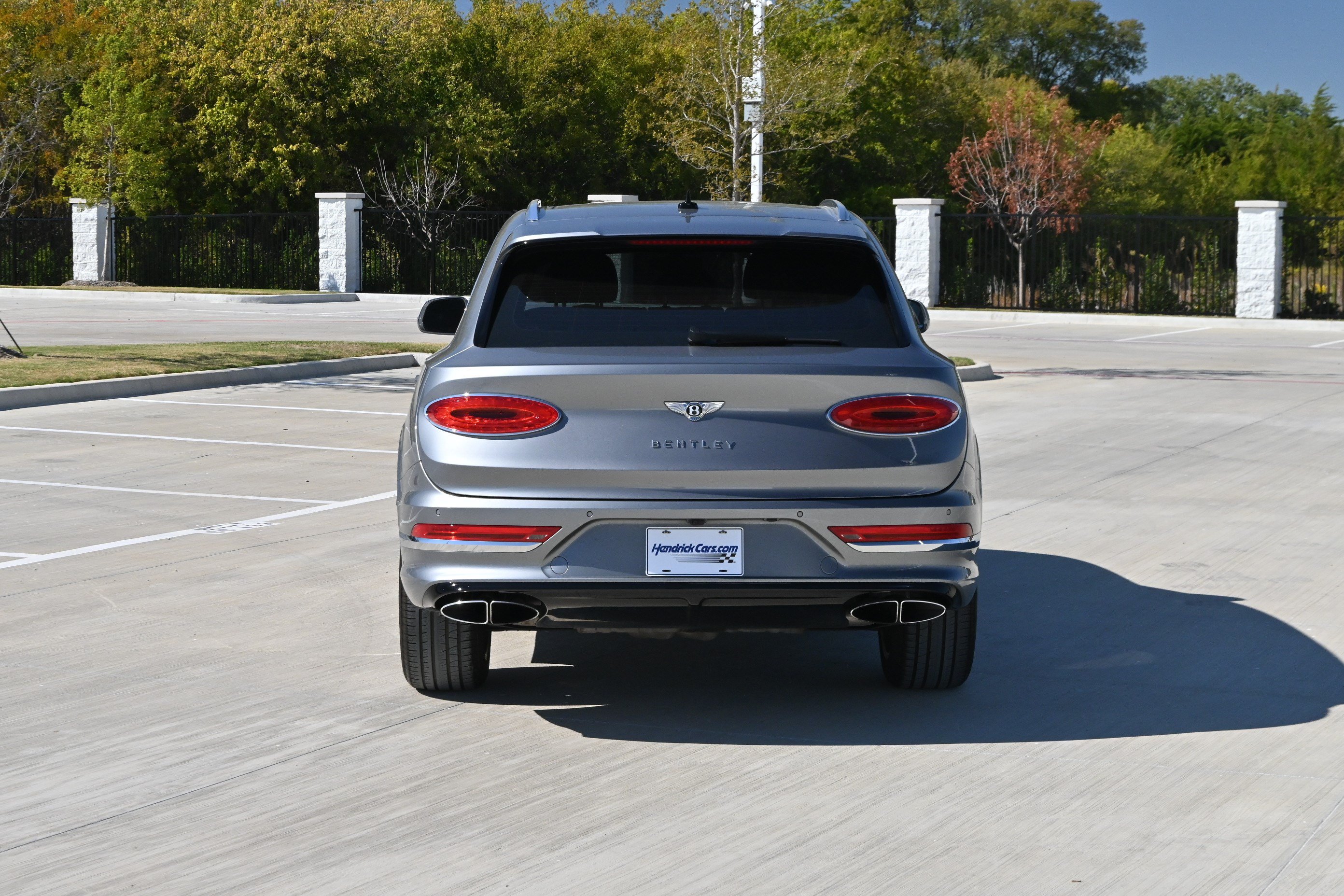 Used 2021 Bentley Bentayga AWD/4WD image 8
