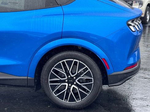 New 2025 Ford Mustang Mach-E Premium image 41