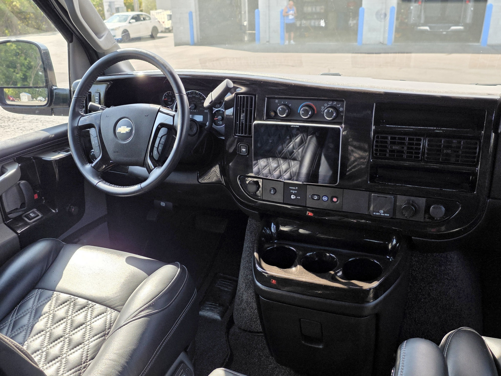 Used 2023 Chevrolet Express 2500 RWD image 43