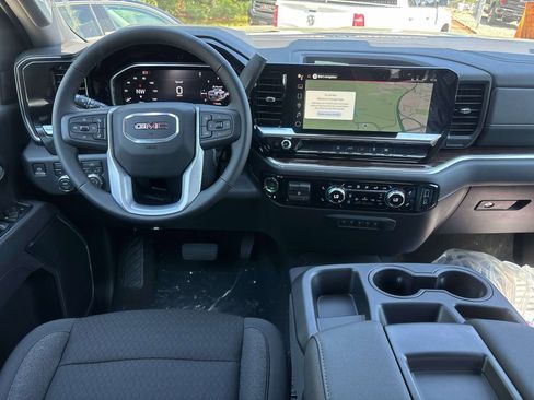 New 2026 GMC Sierra 2500 SLE w/ SLE Convenience Package AWD/4WD image 6