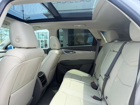 Used 2023 Cadillac XT5 Premium Luxury w/ Technology Package FWD image 16