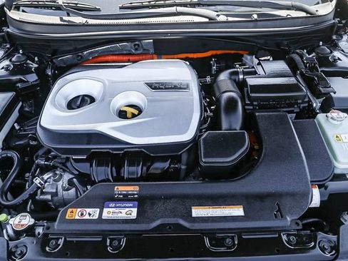 Used 2016 Hyundai Sonata Limited FWD image 30
