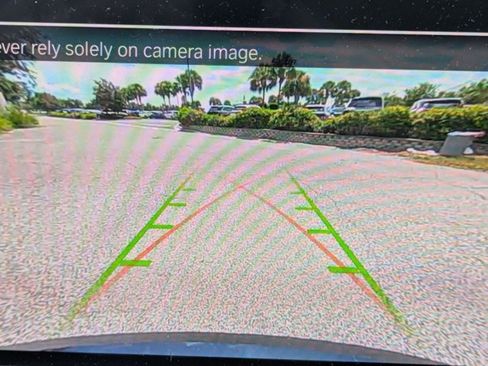 Used 2022 BMW X7 xDrive40i w/ Premium Package AWD/4WD image 10